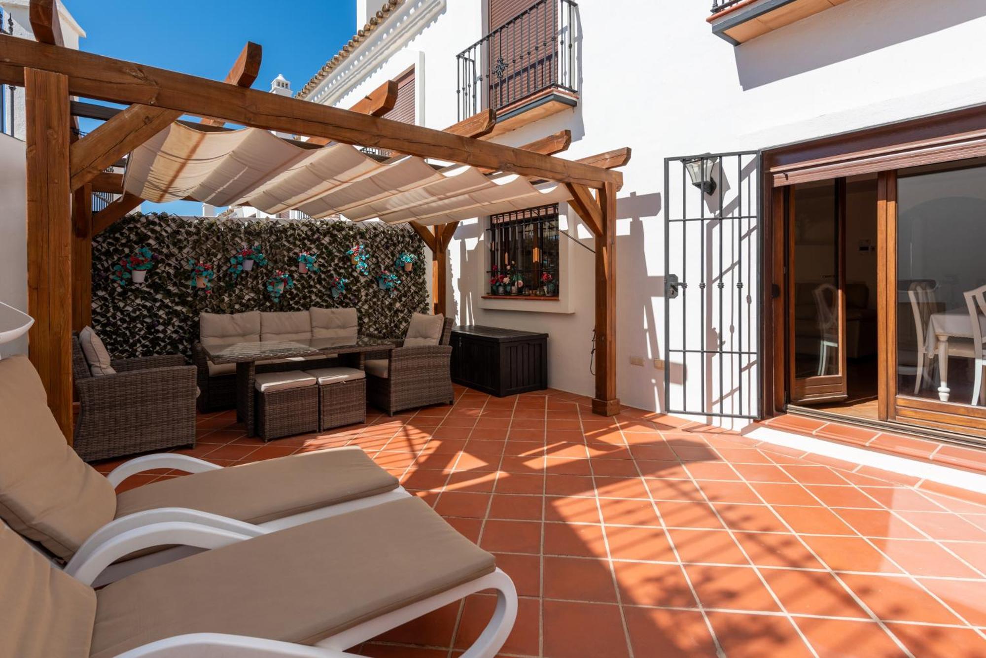 Casa Casares: Stylish Retreat with Pool and Terraces Guest House Exterior photo